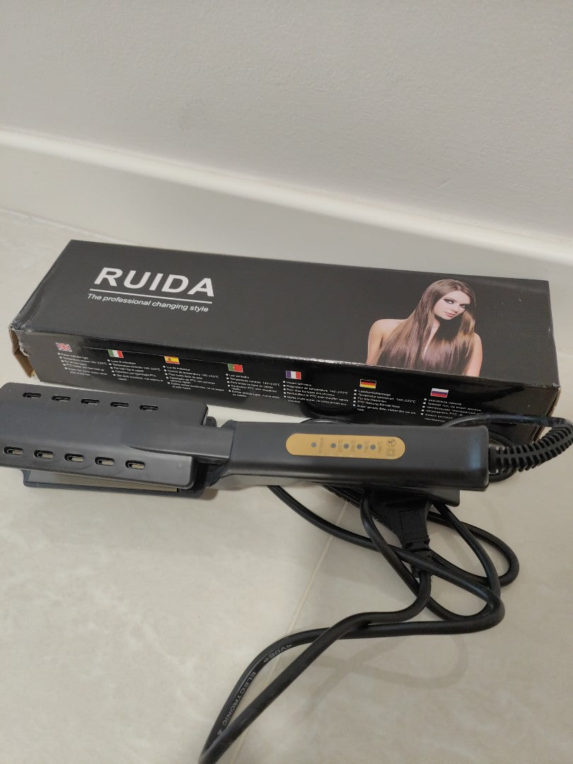 Flat Electric Ionic Hair Straightener